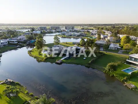 Terreno en Venta en Terralagos, USD 230.000