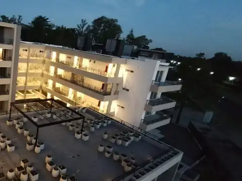 Venta Depto 4 amb en Condominio Zug Caamaño, Pilar