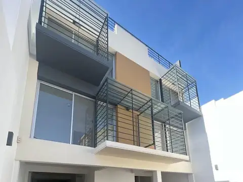 Depto Tipo Casa en Alquiler 7 años