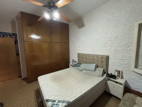 Casa en Venta en Rafael Calzada, USD 135.000