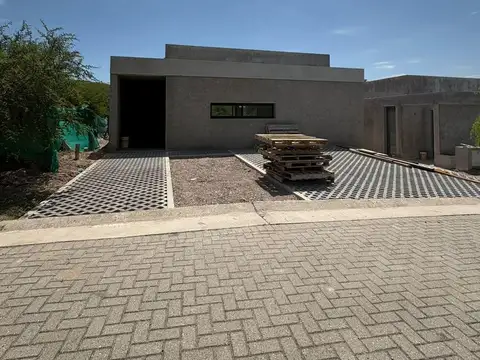 Casa en Venta en La Calera, USD 298.000