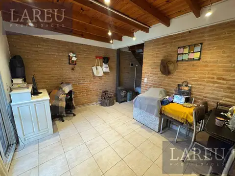 Casa 5 ambientes con 3 baños