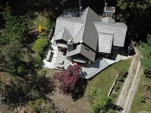 Casa 5 ambientes con 2 baños