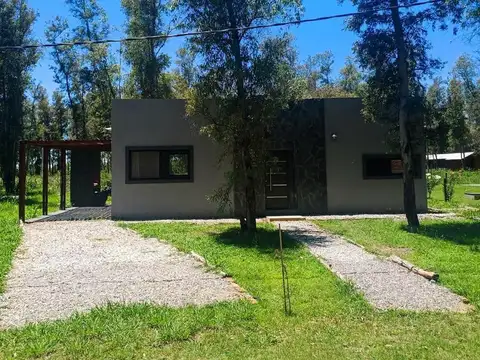Casa  dos dormitorios en  Campo Timbo , Oliveros