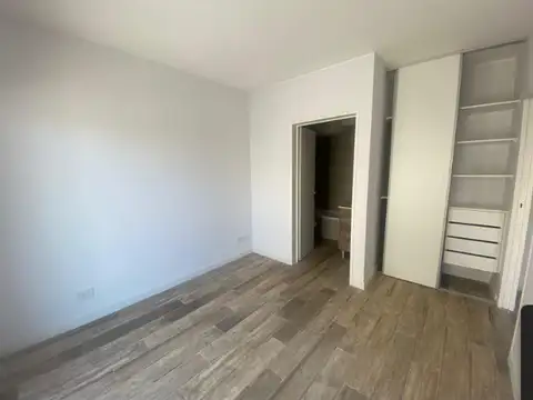 APTO CREDITO Venta de Departamento de tres ambientes con balcon en Almagro