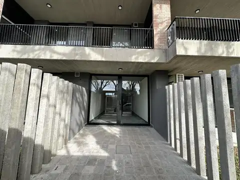 Barquia III Departamento 1 Dormitorio 1er piso con cochera - Sarmiento 1869 - Funes centro.