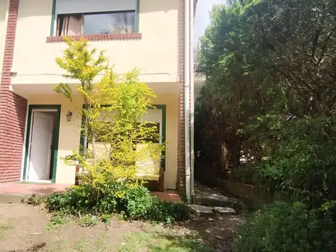 Alameda 205 800, Piso 1