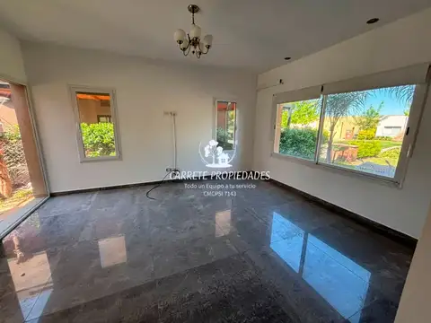 Casa en Venta en Countries y Barrios Cerrados en Pilar, USD 215.000
