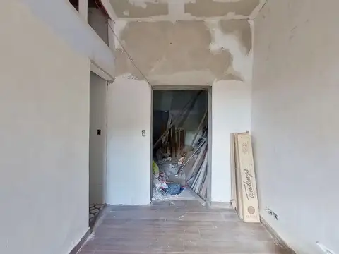 CASA EN ENTA PARQUE PATRICIOS LOTE 8,66 x 53 m