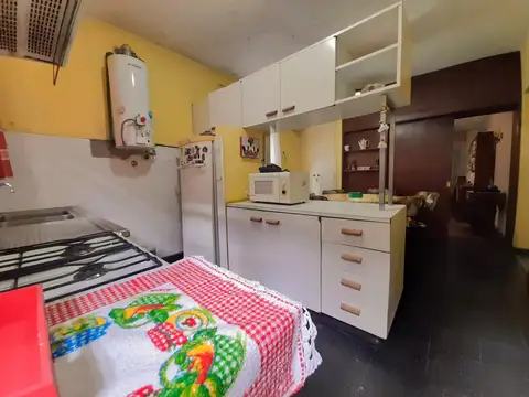 Casa 3 ambientes con 2 baños