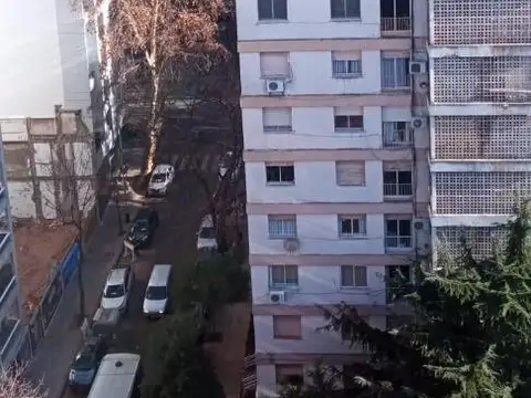 Mendoza 1700, Piso 12