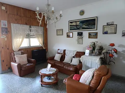 Casa en Venta en San Nicolas De Los Arroyos, USD 70.000