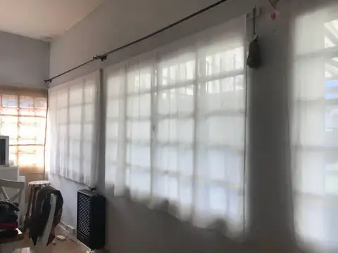 Excelente casa de 2 dormitorios en Zárate