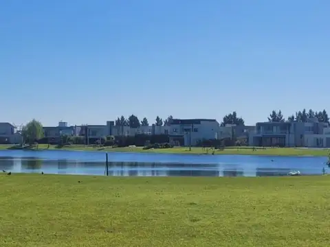 Terreno en Venta de 725,0 m2