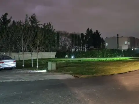 Terreno en Venta en Los Troncos, USD 195.000