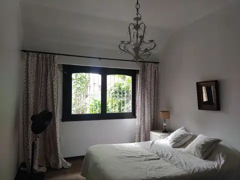 Casa 6 ambientes con 3 baños