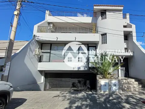 Oficina 6 ambientes con 2 baños