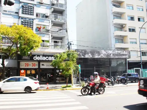 Terreno en Venta en Olivos, USD 1.100.000