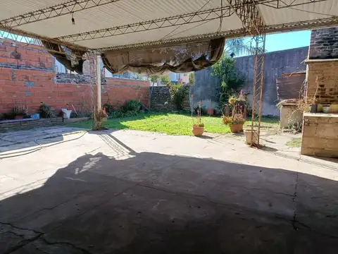 VENTA CASA 3 DORMITORIOS SAN NICOLAS