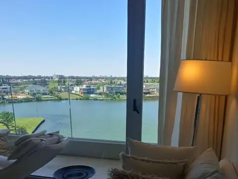 Departamento en Alquiler con 2 cocheras