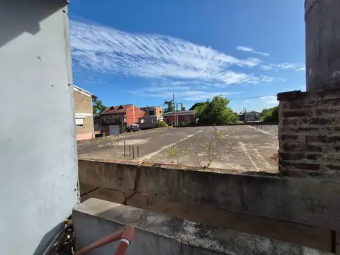 Local en Venta en Loma Hermosa, USD 105.000