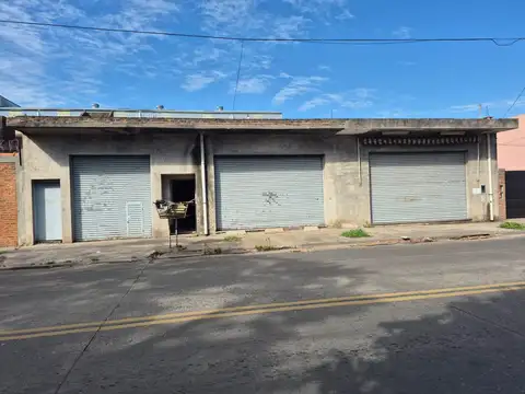 Local en Loma Hermosa venta