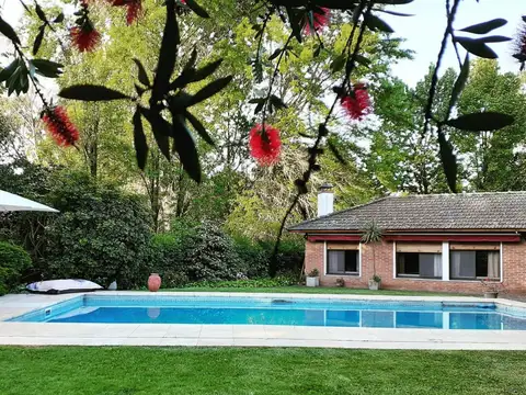 Casa en Venta en Maquinista Savio, USD 380.000