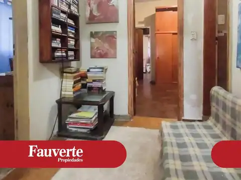 P. H. AL CONTRAFRENTE EN VILLA SARMIENTO. VENTA