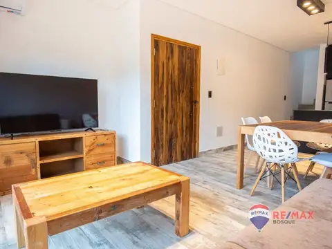 Departamento en Venta en Villarobles, USD 195.000