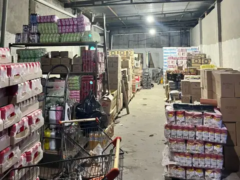 VENTA LOCAL 600MTS + DPTO GRAND BOURG