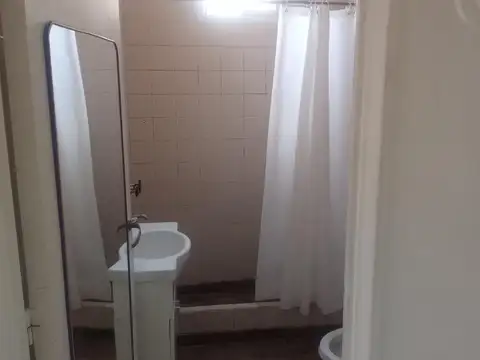 2 ambientes en alquiler en Congreso al frente con balcoòn