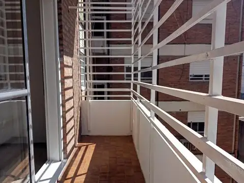 Catamarca 1200 Dpto Venta Dos Dormitorios con Balcón