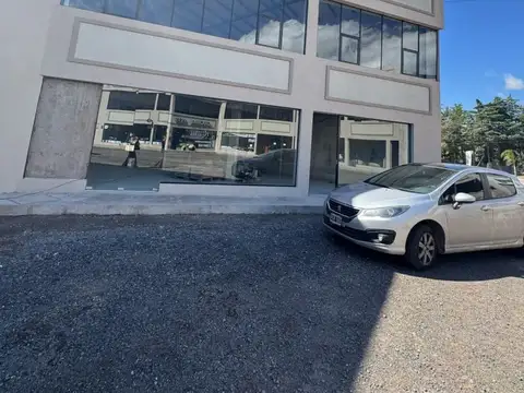 Local en Alquiler en Canning, USD 1.200