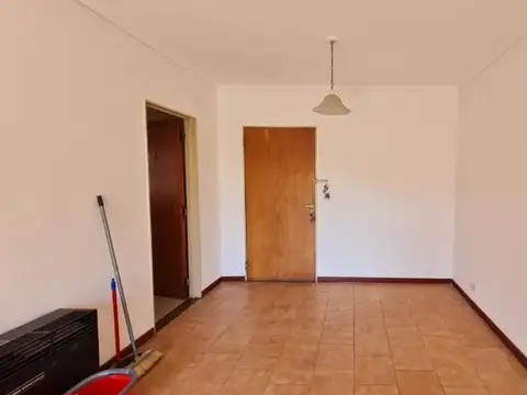 Departamento en Alquiler en Quilmes, $ 450.000