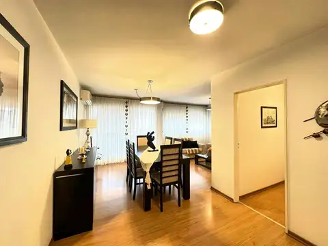 Venta Departamento de 2 dormitorios, balcón y patio con parrillero de uso común  en Barrio Martin