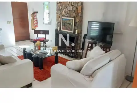 Casa en Alquiler de 3 dormitorios