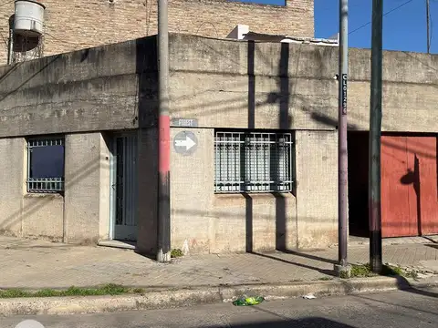 Casa 1 Dormitorio con cochera - Olascoaga 1300 - Azcuenaga - Rosario | Venta