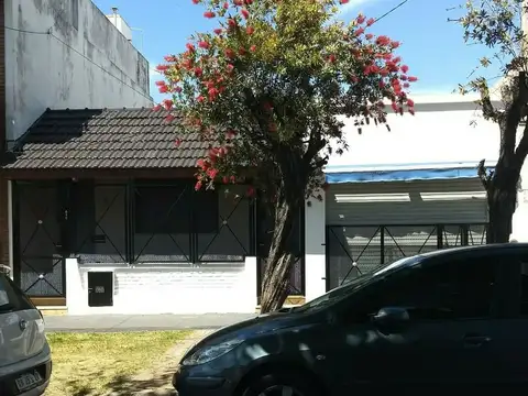 VENTA CASA 3 AMBIENTES - RAMOS MEJIA