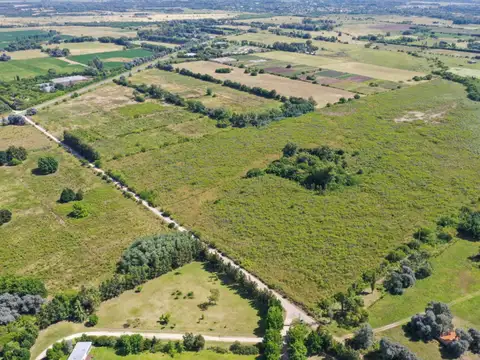 Campo en venta de 33 Ha ubicado en Capilla del Señor 100
