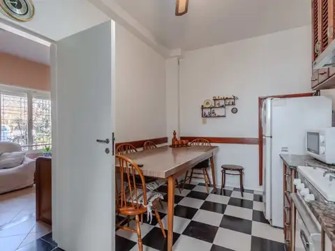 Depto Tipo Casa en Venta 42 años