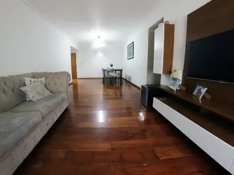 David Magdalena 2500, Piso 9