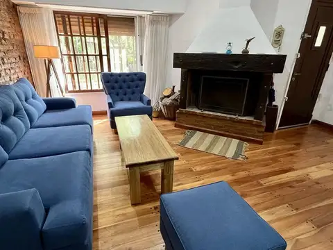 Casa en Venta en Temperley, USD 239.000