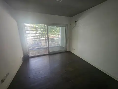 Arevalo 1700, Piso 1