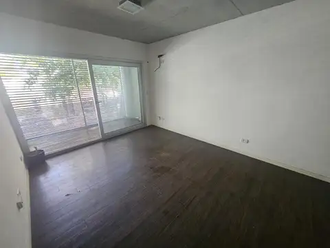 Excelente dos ambientes - SIN EXPENSAS (solo paga Luz)