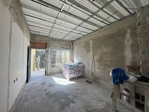 PH 4 AMBIENTES PATIO PARRILLA COCHERA VERSALLES