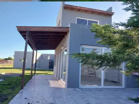 Complejo de 4 cabañas en Mar de Cobo