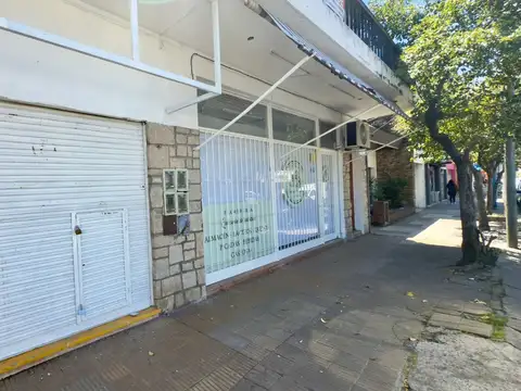 Avenida Eugenia Tapia de Cruz 1000