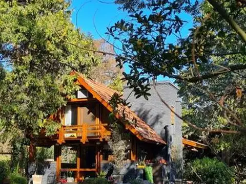 El Ombu y Los Robles al 7100