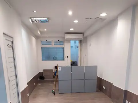 Local en Alquiler Via Púb.