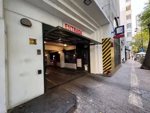 Cochera en venta en Palermo c/seguridad 24hs